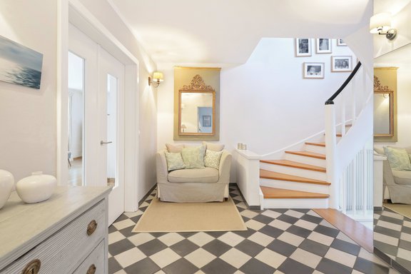 ...mit charmantem Sitzplatz