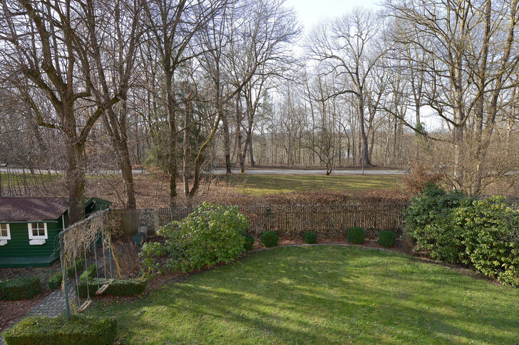 Blick aus dem Obergeschoss Richtung Isar-Hochufer