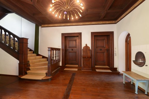 Historische Wohnhalle