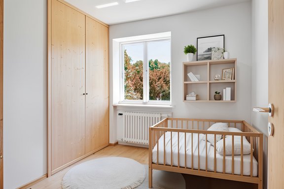 Zimmer 2 im OG (visualisiert)