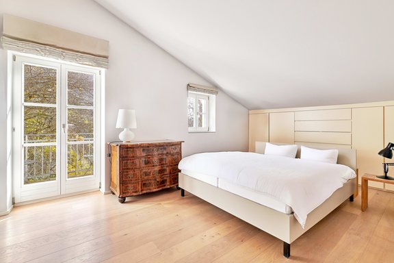 Mastersuite mit Balkon