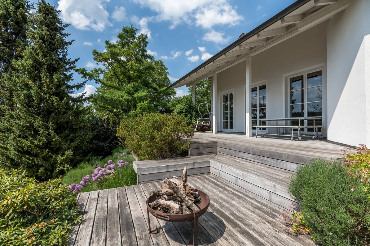 Vielfältig nutzbare Terrassenflächen