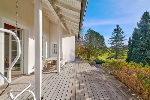 Sonnige Süd-West-Terrasse