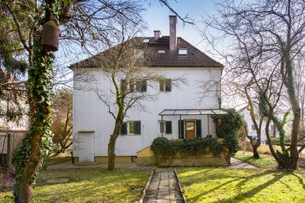 Sonniger Süd-West-Garten