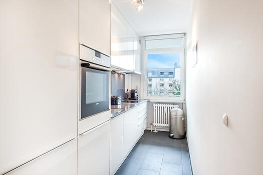 Fitted kitchen