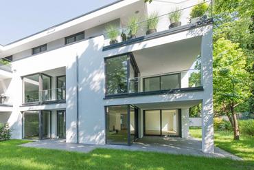 Repräsentative 4-Zimmer-Gartenwohnung mit High-End-Ausstattung zum Erstbezug