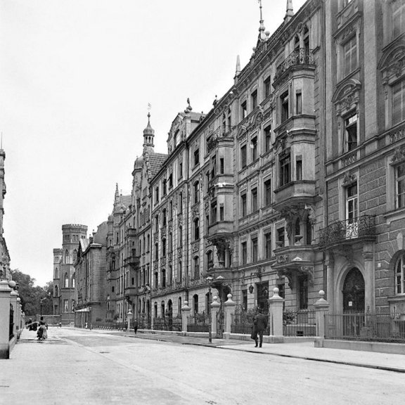 Historical street view