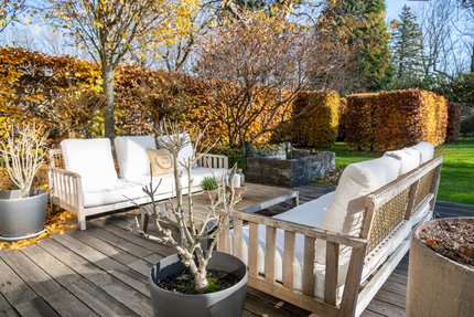 Sonniger Loungebereich