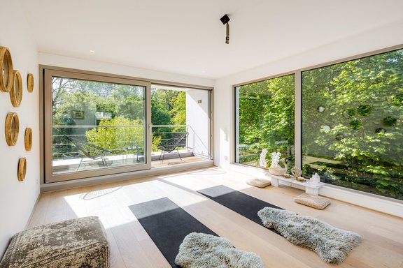 Lichterfüllte Zimmer