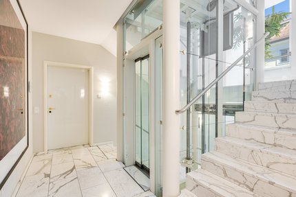 Elegantes Treppenhaus