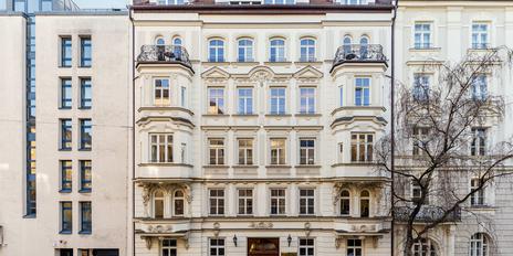 Repräsentatives und stilvolles Büro in historischem Stadtpalais