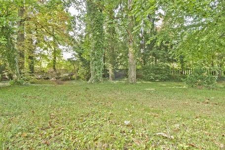 Attraktives sonniges Baugrundstück mit Südausrichtung in ruhiger Lage