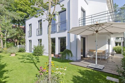 Garten mit Terrasse