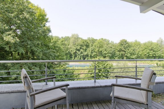 Ausblick Dachterrasse auf den Isarkanal