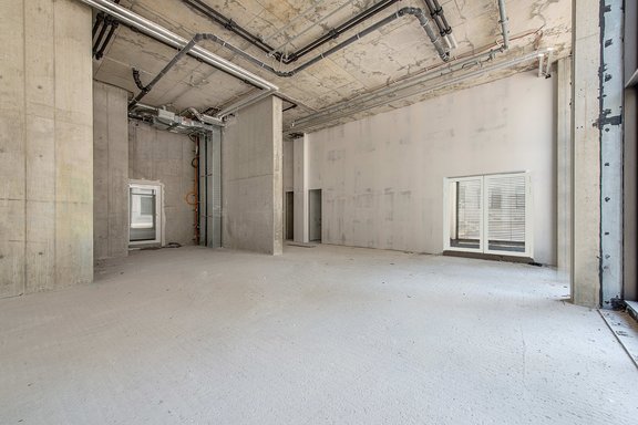 Übergabepunkte für Strom, Wasser u. Heizung sind vorhanden