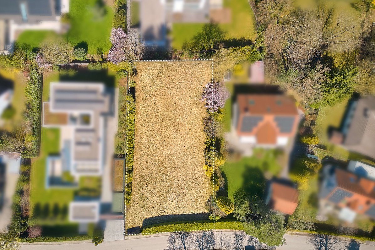 Attractive building plot