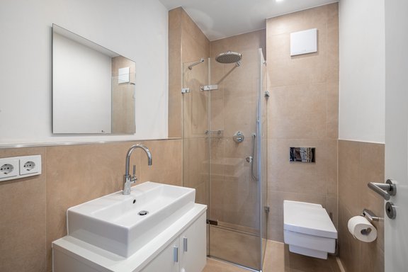 Kinder-/Gästeduschbad