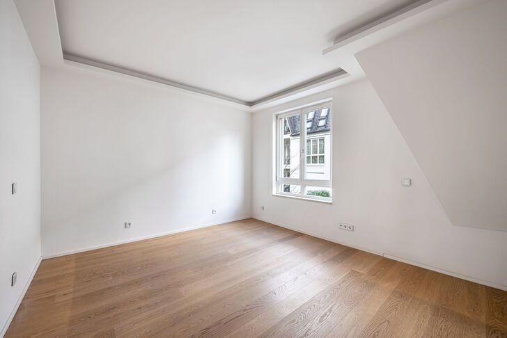 Elternschlafzimmer mit Bad