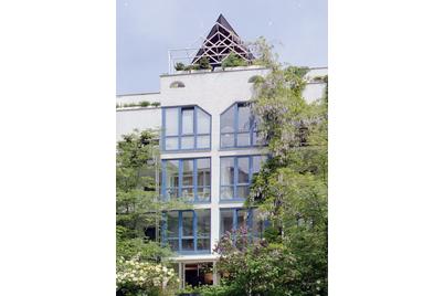 Ruhige Wohnung mit Wintergarten