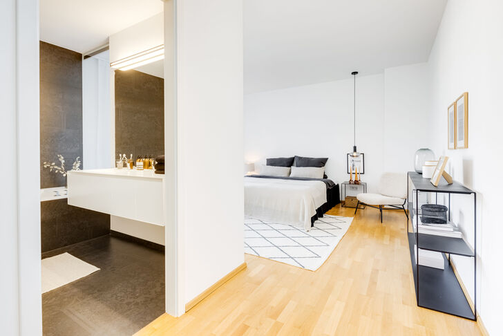 Schlafzimmer mit Bad en suite
