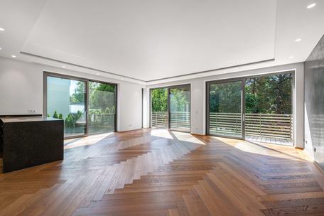 Schmuckstück in grüner Lage: 2-Zimmer-Wohnung mit hohem Design-Anspruch und West-Balkon