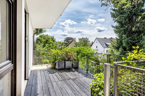 Partly covered balcony terrace