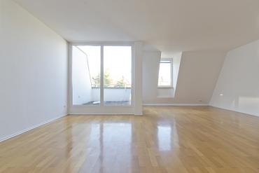 Schöne Zwei-Zimmer-Dachterrassen-Wohnung mit modernem Ambiente