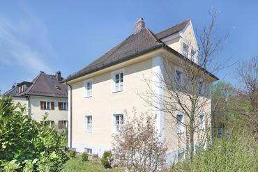 Schönes Einfamilienhaus aus den 20er-Jahren mit Südgarten und gutem Ausbaupotential