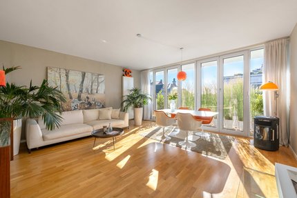 Wohn-/Esszimmer mit Traumblick