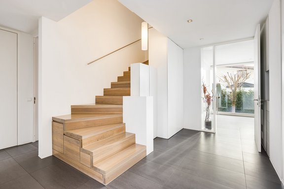 Stauraum im Treppenaufgang