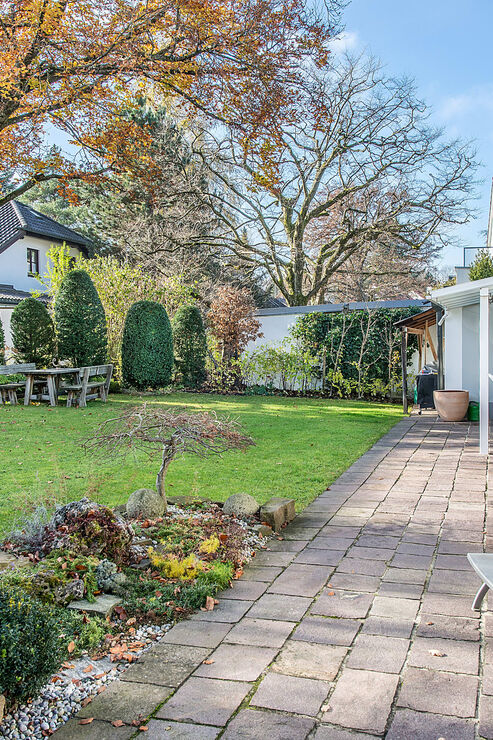 Bezaubernd angelegter Garten