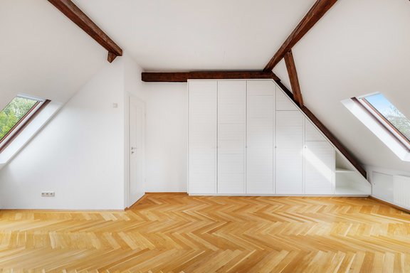 Balken und lichte Raumhöhen