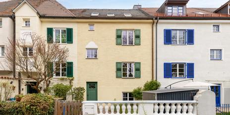 Sehr charmantes Jugendstil-Stadthaus mit 6,5 Zimmern in märchenhafter Villenlage (befristet)
