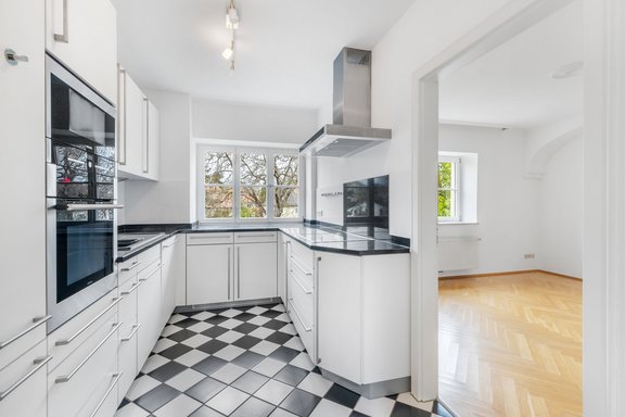 Zeitlose, moderne Küche