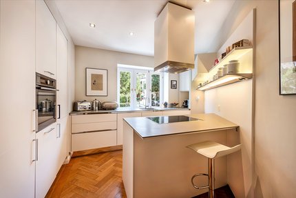 Hochwertige Einbauküche