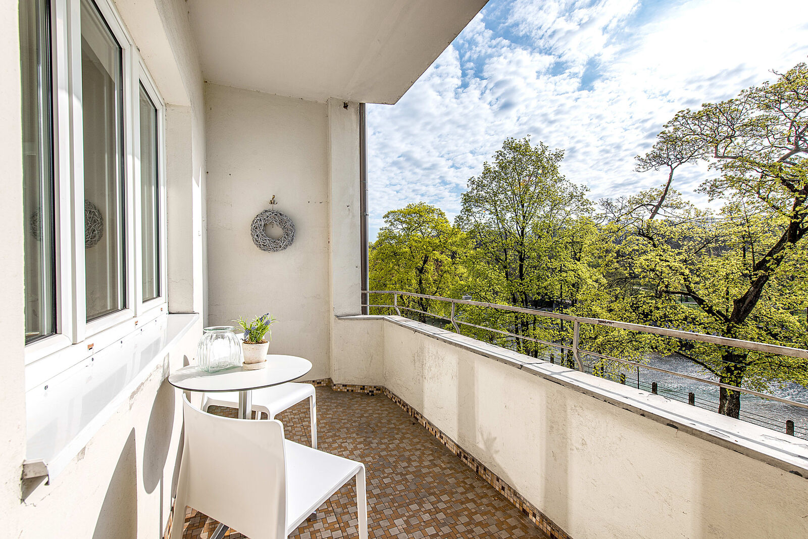 Süd-Ost-Balkon