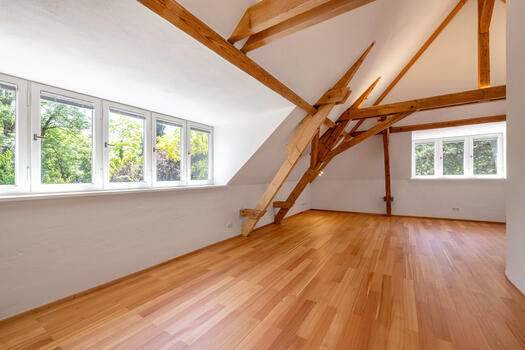 Two attractive studio rooms