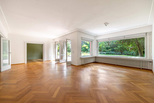 Spacious living area