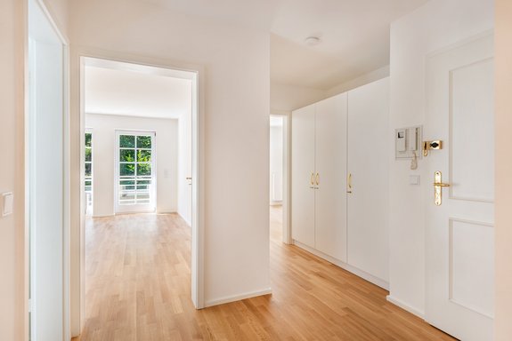 Lichterfülllte Räumlichkeiten