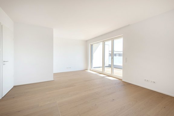 Living area with terrace access