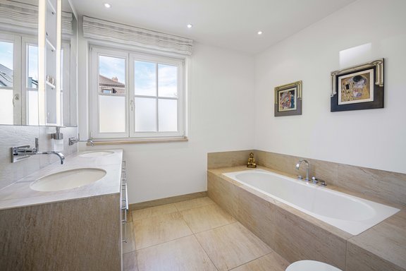 Hauptbad im Obergeschoss