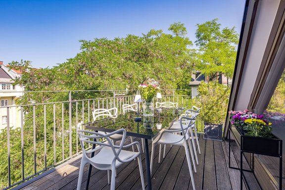 Terrasse mit Blick ins Grüne