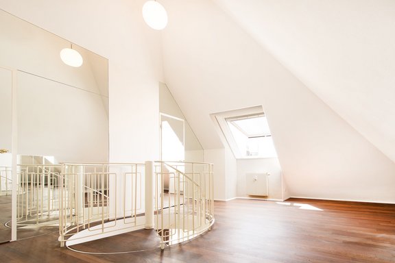 Light filled studio as sleeping area