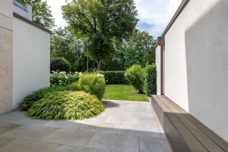 Garten zur Westseite