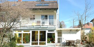 Sonnige Doppelhaushälfte mit schönem Süd-West-Garten