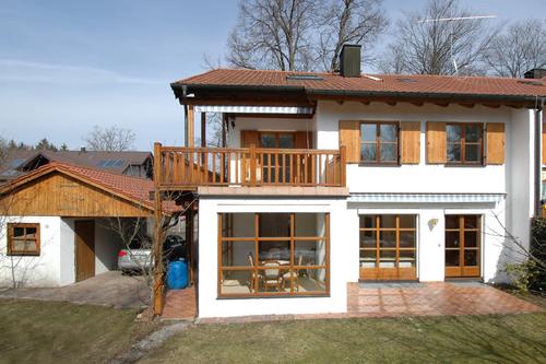 Sonnige Doppelhaushälfte mit schönem Südwest-Garten