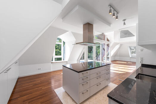 Spacious kitchen