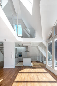 Noble attic maisonette