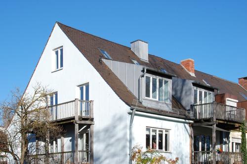 Sonnige, geschmackvoll ausgestattete Dachgeschoss-Maisonette-Wohnung