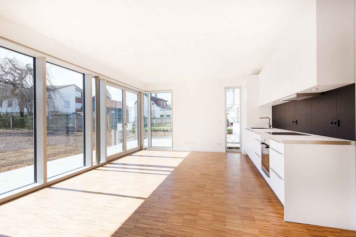 Dining area with kitchen